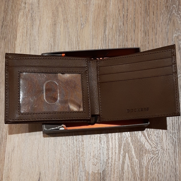 DOCKERS LEATHER WALLET - Picture 2 of 2
